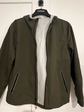 Old Navy Olive Hooded Rain Jacket l L